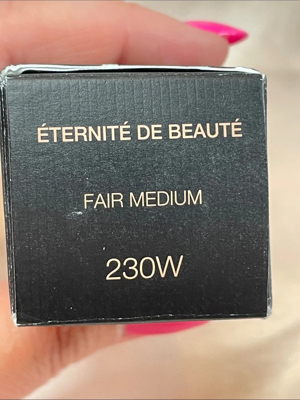 GUCCI 24 Hour Full Coverage Luminous Matte Finish Foundation 230W - NIB $69 MSRP